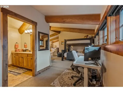 23087 Watercourse Way Bend OR 97701
