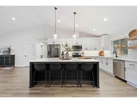 386 N Kings Valley Highway Dallas OR 97338