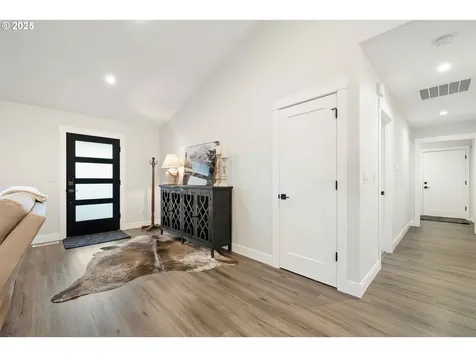 386 N Kings Valley Highway Dallas OR 97338