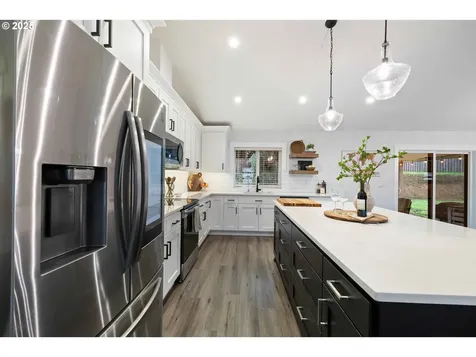 386 N Kings Valley Highway Dallas OR 97338