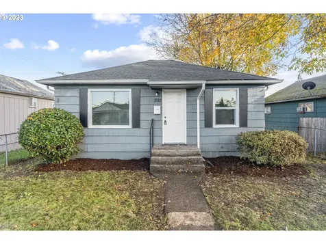 292 27th Avenue Longview WA 98632