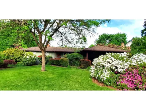 4151 Calaroga Circle West Linn OR 97068