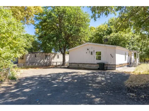 590 Nw Plateau Drive Roseburg OR 97471