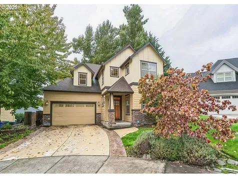 9415 NE River Point Circle Portland OR 97211