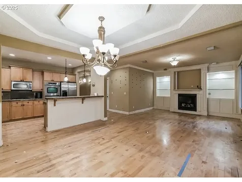 9415 NE River Point Circle Portland OR 97211