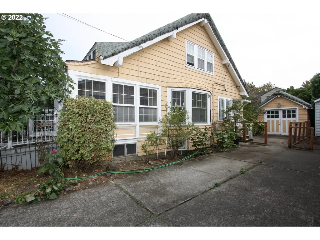 3344 Ne 22nd Avenue Portland OR 97212