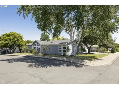 920 Nw Monterey Drive Mcminnville OR 97128