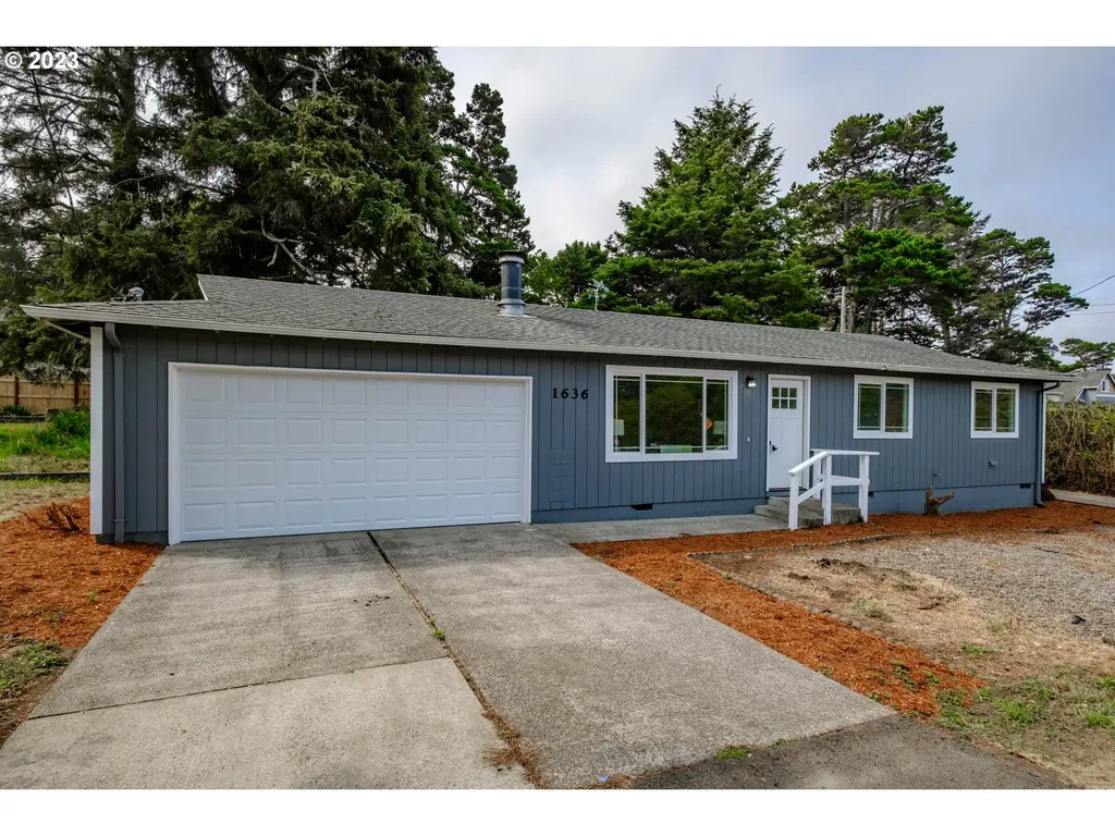 1636 Nw 28th Street Lincoln City OR 97367