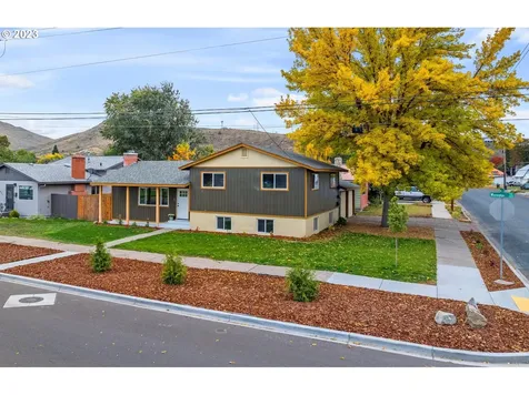 1441 Washington Avenue Baker City OR 97814
