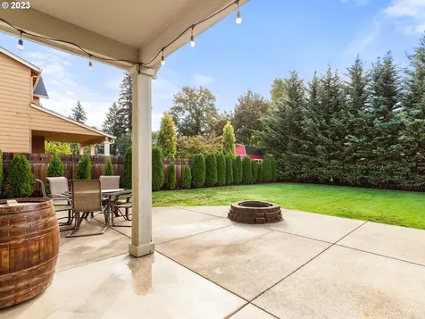 1322 J Street Washougal WA 98671