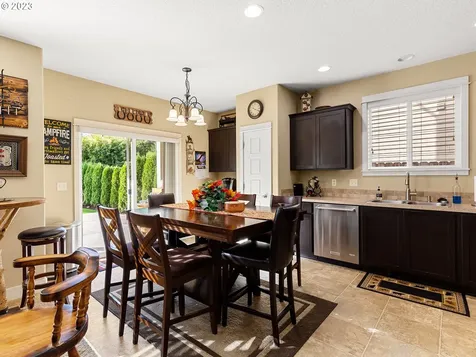 1322 J Street Washougal WA 98671