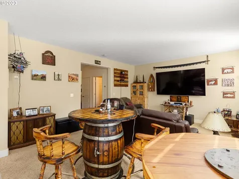 1322 J Street Washougal WA 98671