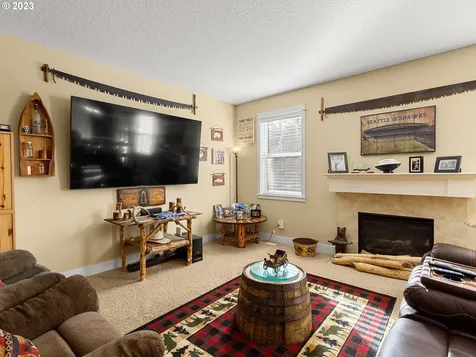 1322 J Street Washougal WA 98671