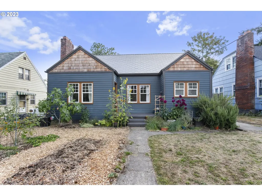 5704 Ne 11th Avenue Portland OR 97211