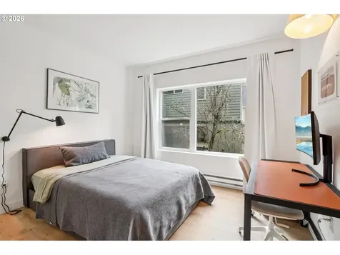 606 S Nevada Street Portland OR 97219