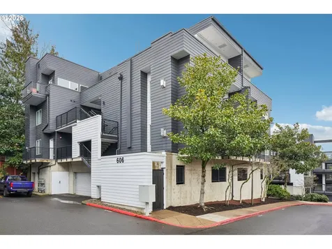 606 S Nevada Street Portland OR 97219