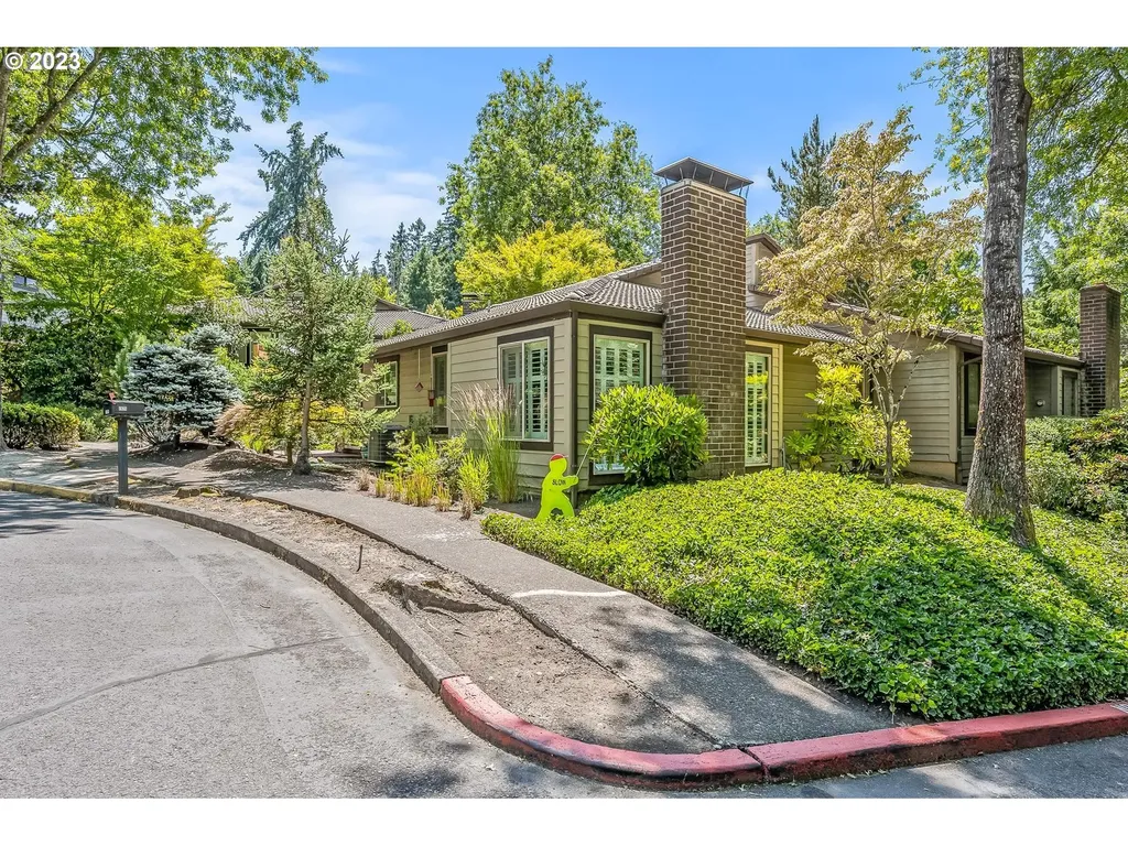 7676 Sw Cresmoor Drive Beaverton OR 97008