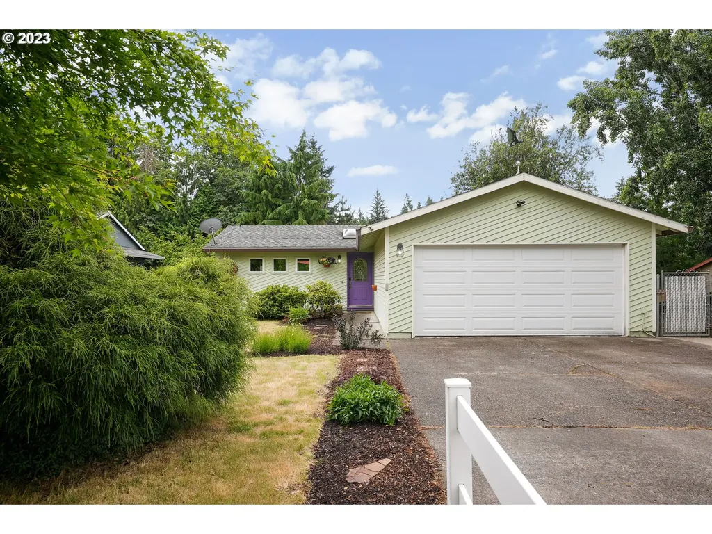 13202 Se Cooper Street Portland OR 97236