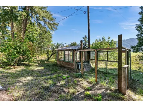 272 Snell Road Drain OR 97435