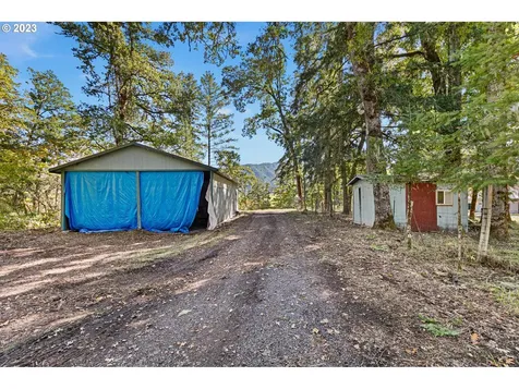 272 Snell Road Drain OR 97435