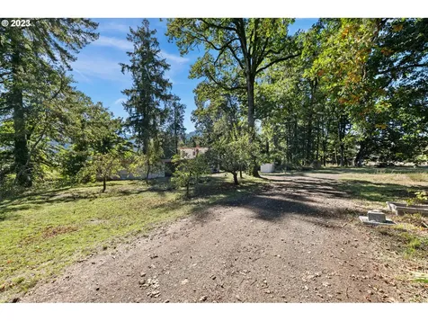 272 Snell Road Drain OR 97435