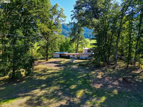 272 Snell Road Drain OR 97435