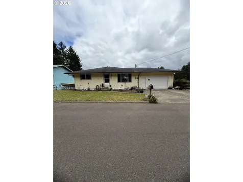469 Westmont Drive Reedsport OR 97467