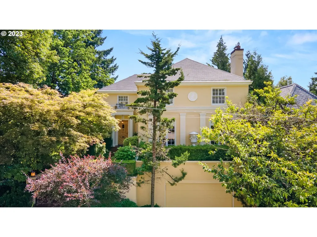 1054 Sw Douglas Place Portland OR 97205