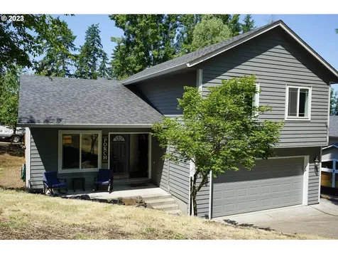 828 S 73rd Street Springfield OR 97478