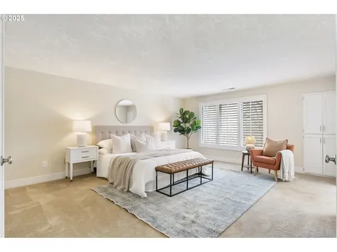 3265 NW Bauer Woods Drive Portland OR 97229