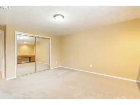 3265 NW Bauer Woods Drive Portland OR 97229