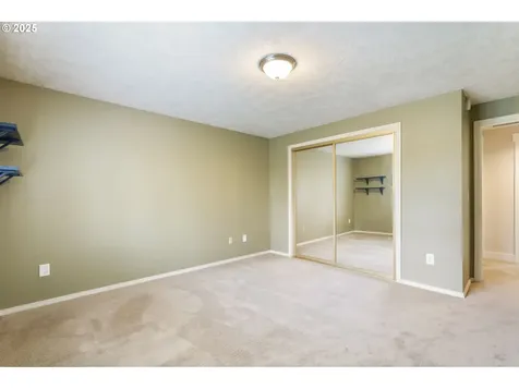 3265 NW Bauer Woods Drive Portland OR 97229