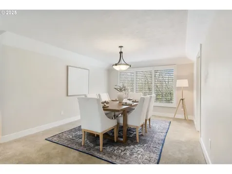 3265 NW Bauer Woods Drive Portland OR 97229