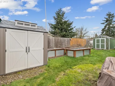 1425 Hiatt Street Lebanon OR 97355