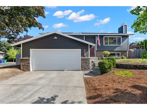 1953 Nw 14th Drive Gresham OR 97030