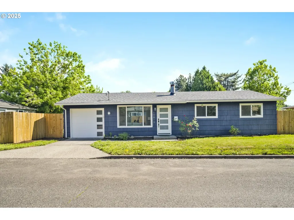 10810 NE Schuyler Street Portland OR 97220