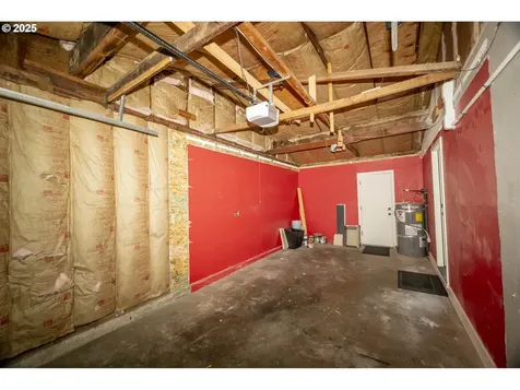 10810 NE Schuyler Street Portland OR 97220