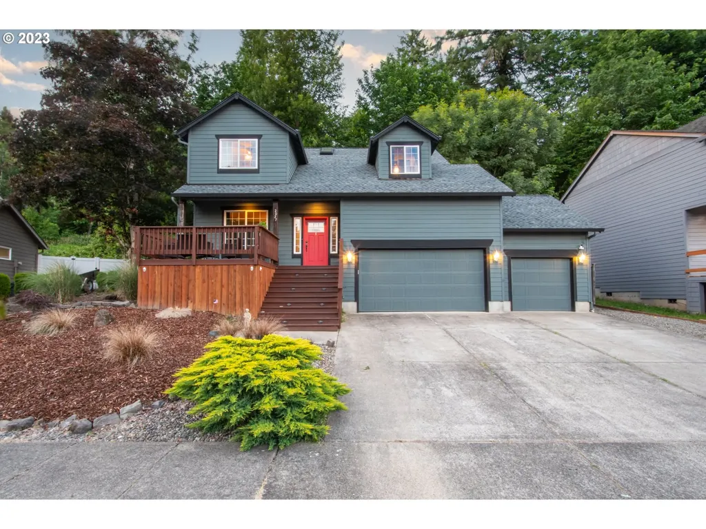 2027 Ambassador Avenue Woodland WA 98674