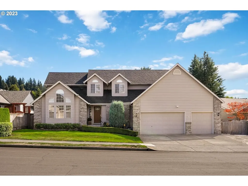 4064 Nw Dahlia Loop Camas WA 98607