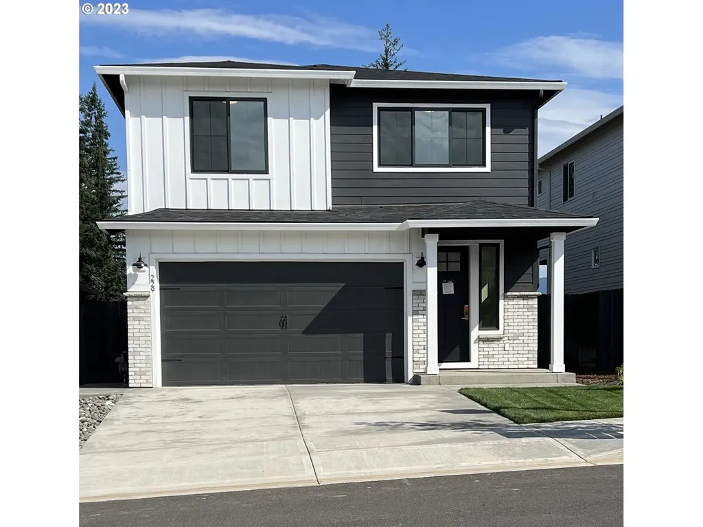 229 W Maple Street Washougal WA 98671