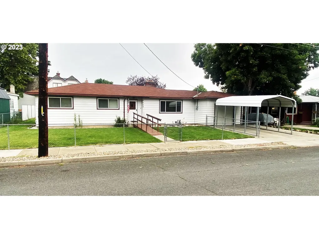 1515 Clark Street Baker City OR 97814