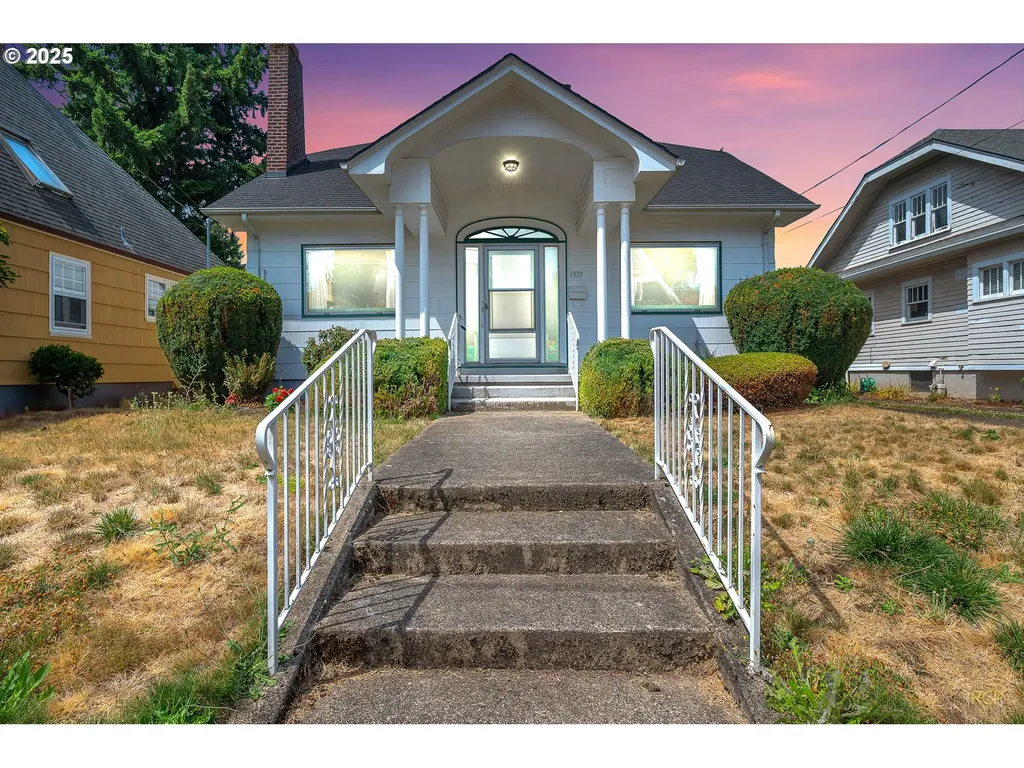 1923 SE 27th Avenue Portland OR 97214