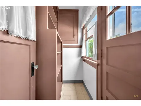 1923 SE 27th Avenue Portland OR 97214