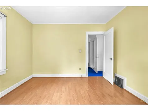 1923 SE 27th Avenue Portland OR 97214