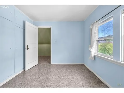 1923 SE 27th Avenue Portland OR 97214