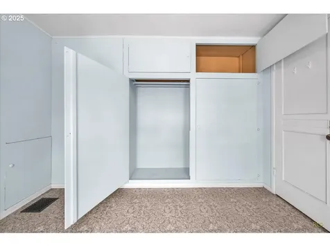 1923 SE 27th Avenue Portland OR 97214