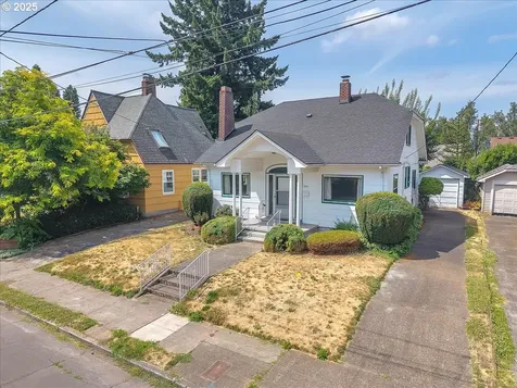 1923 SE 27th Avenue Portland OR 97214