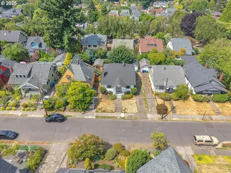 1923 SE 27th Avenue Portland OR 97214