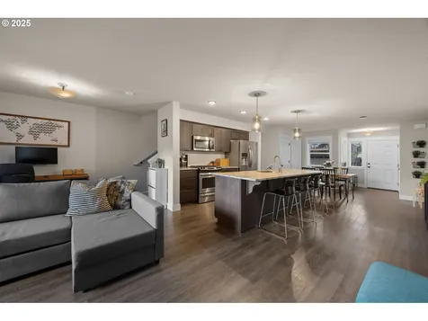16850 Chula Vista Avenue Sandy OR 97055