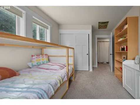 16850 Chula Vista Avenue Sandy OR 97055
